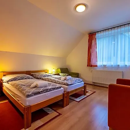 Hotel Chatova Osada Gader
