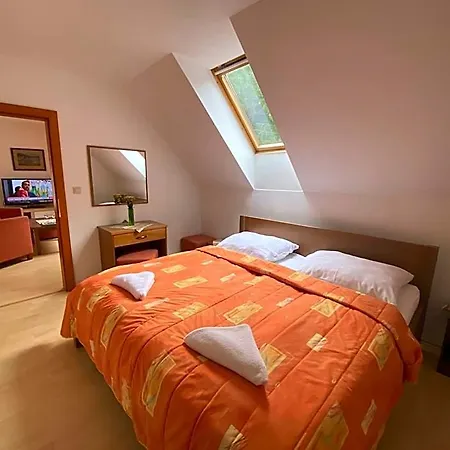 Hotel Chatova Osada Gader